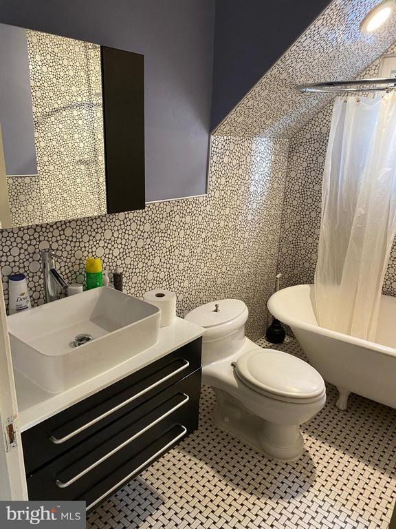 Building Photo - 4531 32nd St