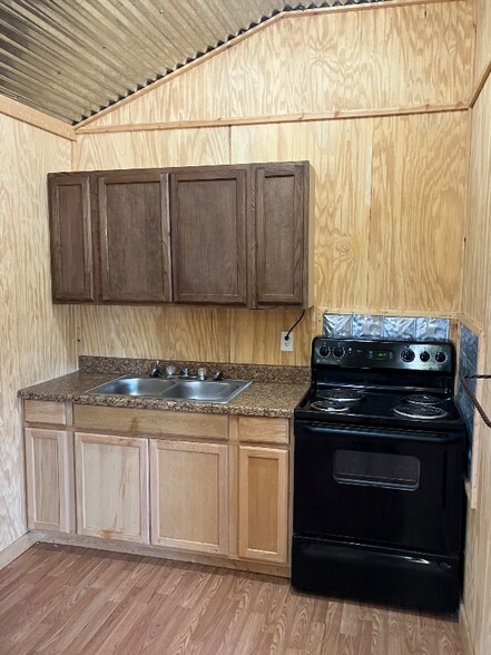 Building Photo - 3893 cr 258