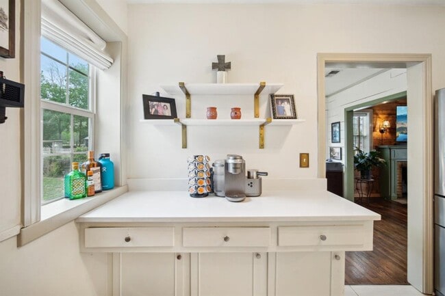 Building Photo - 801 Bishop St