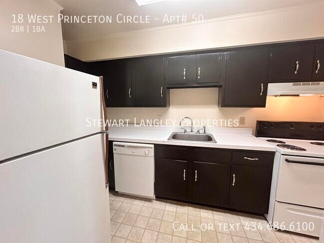 Building Photo - 18 W Princeton Cir Cir
