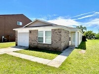 Building Photo - 228 Dormont Dr NE