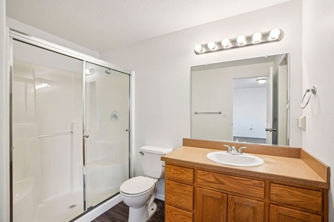 Building Photo - Beautiful 4BR/2BA Single-Level Home in Heart of McMinnville