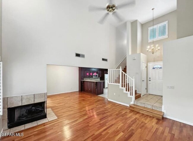 Building Photo - 3 Stratford Hall Cir