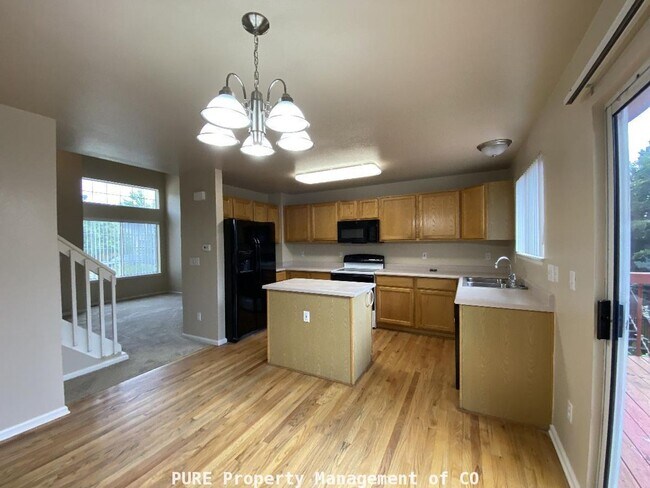 Building Photo - 2215 Gold Dust Ln