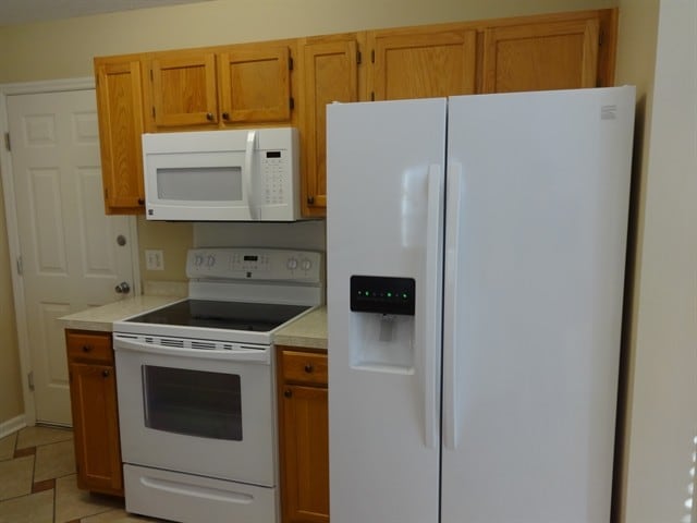 Building Photo - 3 Mallorys Ct