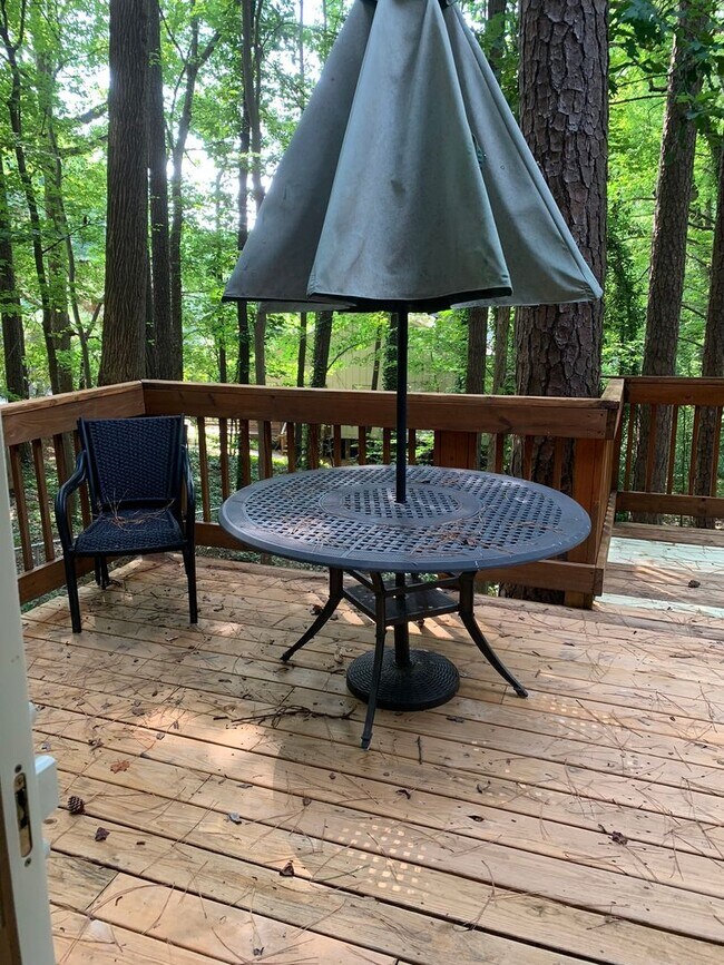 Building Photo - 4716-4718 #7