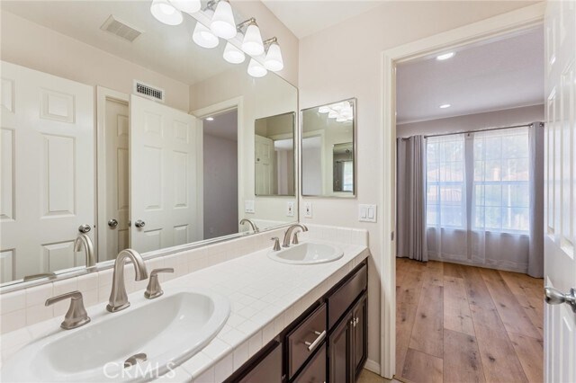 Building Photo - 10585 Bruns Dr
