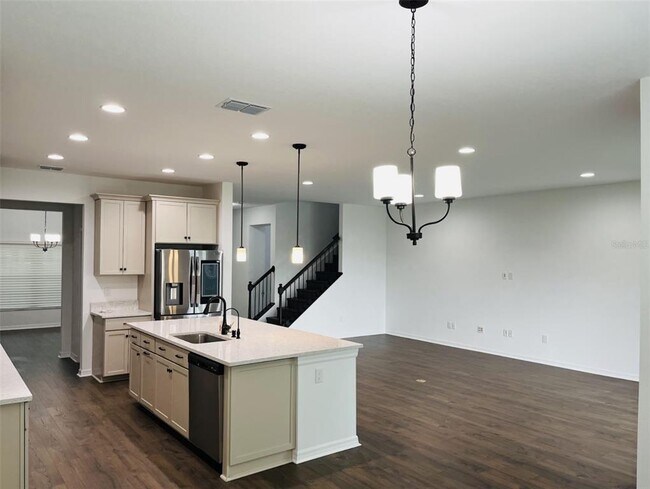 Building Photo - 11128 Sundrift Dr