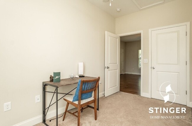 Building Photo - 39 Spearmint Cir