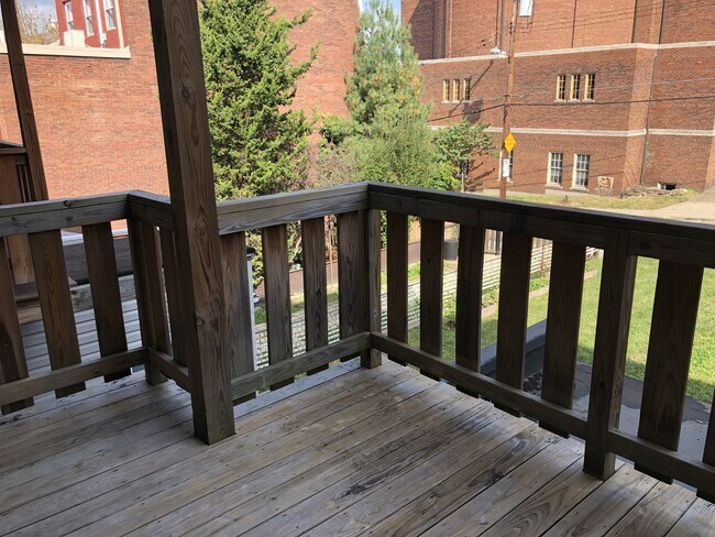 Building Photo - *****Gorgeous Lawrenceville 3-Bed / 1.5 Bath available FOR RENT   July 1st!!******