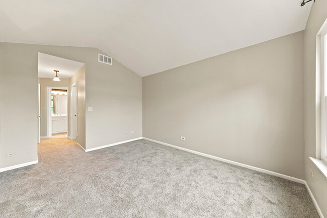 Building Photo - 24 Cedar Grove Ct