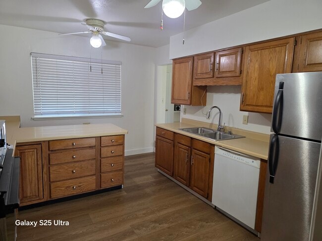 Building Photo - 3979 Mulberry Dr