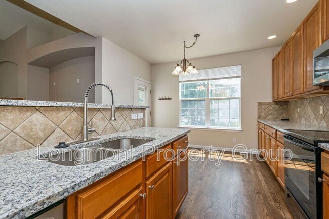 Building Photo - 1613 Metropolitan Dr