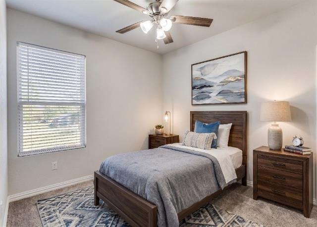 Building Photo - 1415 South Fwy