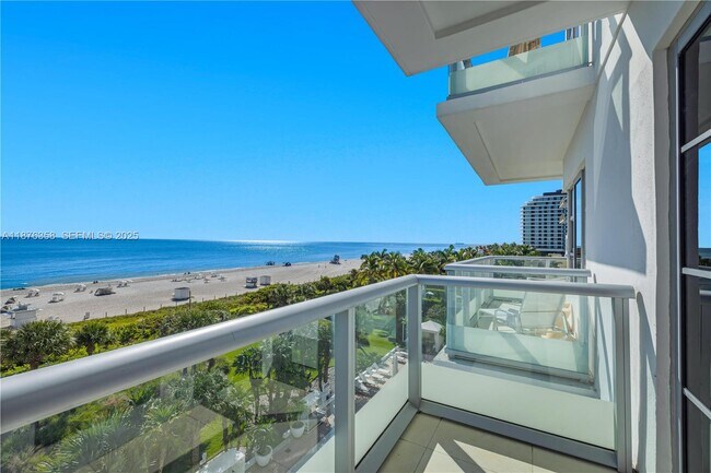 Building Photo - 3739 Collins Ave