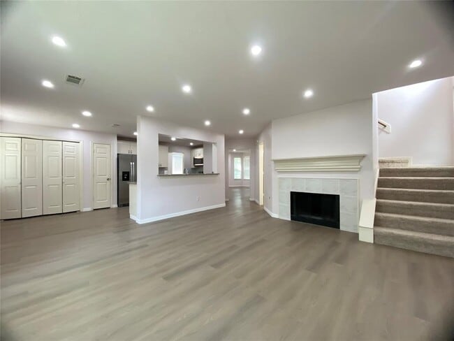 Building Photo - 15706 Springfield Dr