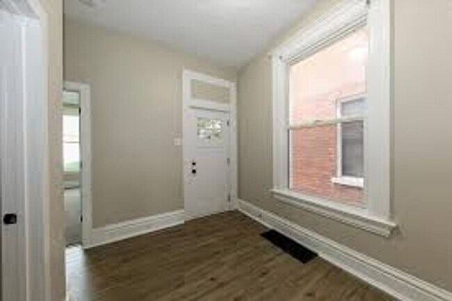 Building Photo - Greenup Duplex