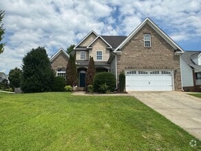 Building Photo - 4852 Knollview Dr
