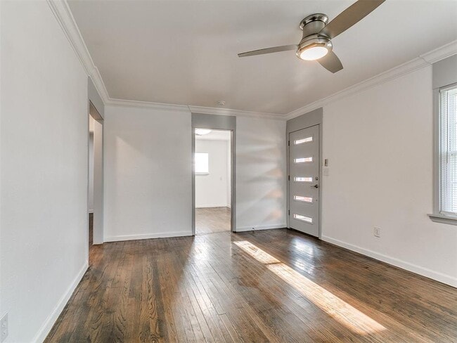 Building Photo - 1338 South Dr