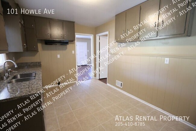Building Photo - 101 Howle Ave