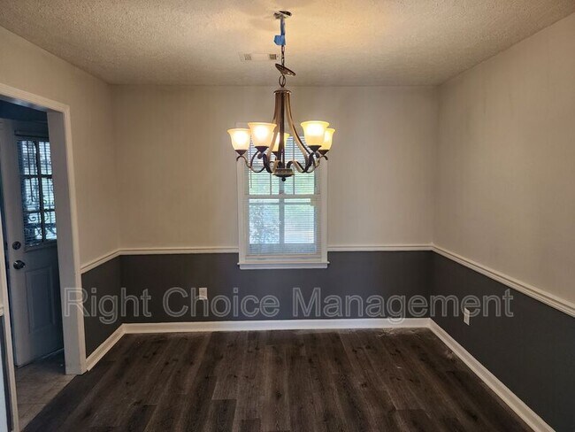 Building Photo - 6219 Browning Dr