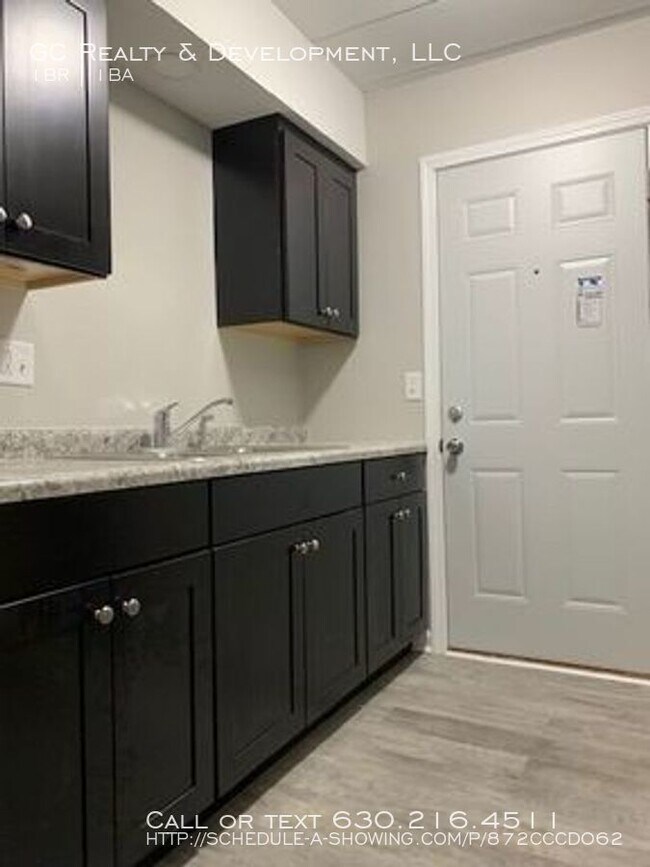 Building Photo - 342 Wilson Ave