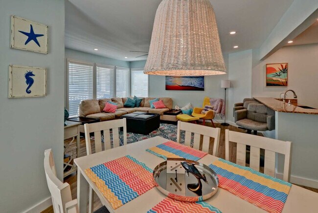 Building Photo - 200 Padre Blvd