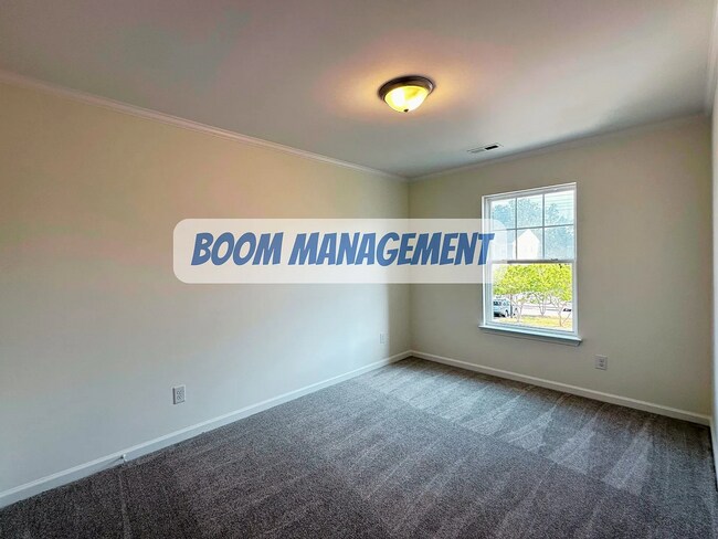 Building Photo - 331 Gilman Ln