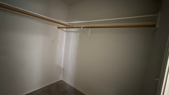 Building Photo - Rental in Shreveport