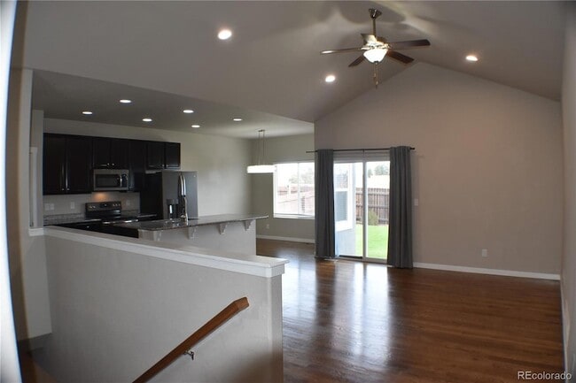 Building Photo - 7941 Barraport Dr