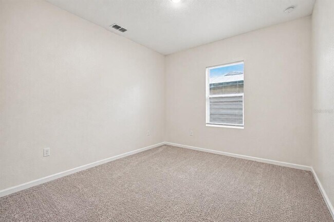 Building Photo - 2270 Hemingway Cir