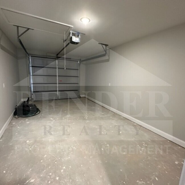Building Photo - BELLINGHAM COVE RD 116/120