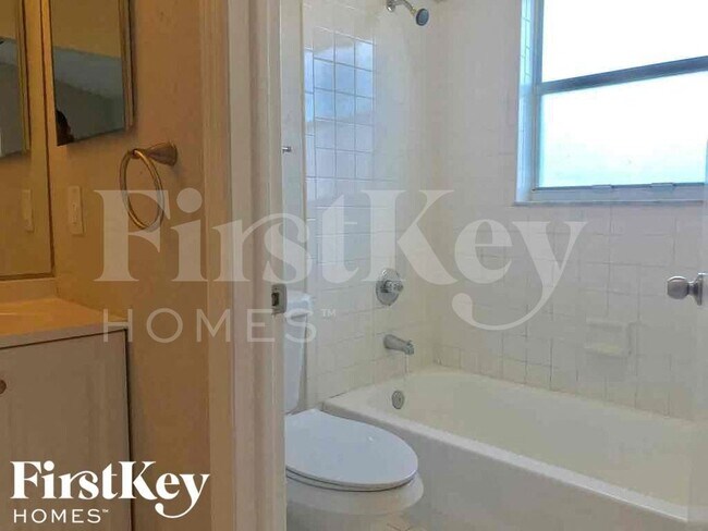 Building Photo - 18050 SW 142nd Ct
