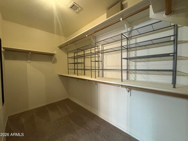 Building Photo - 7187 S Parkside Dr