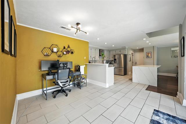 Building Photo - 6002 Costera Ln