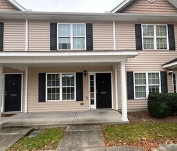 Building Photo - 3 bed 3 bath Townhome -1/2 OFF FIRST FULL ...