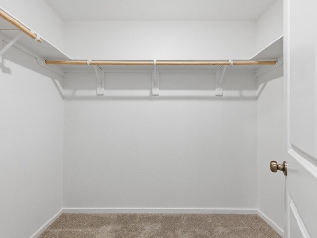 Building Photo - 25409 Carnation Ct