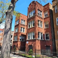 Building Photo - 6725 S Clyde Ave