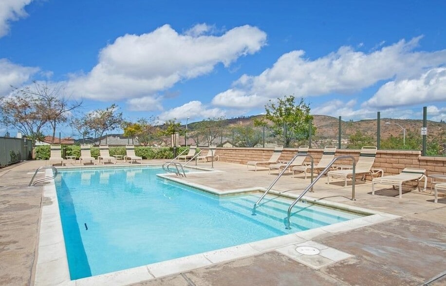 Building Photo - 16910 Bixby St