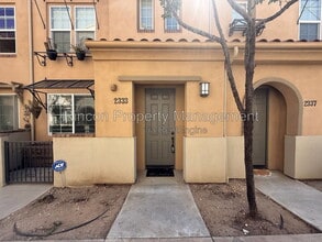 Building Photo - 2333 Chapel Dr