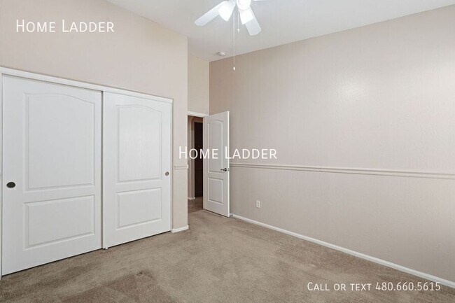 Building Photo - 4101 E Longhorn St