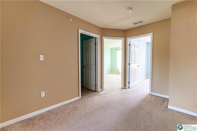 Building Photo - 2406 Gentle Hollow Rd