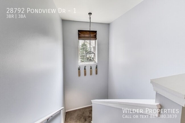 Building Photo - 28792 Pondview Dr