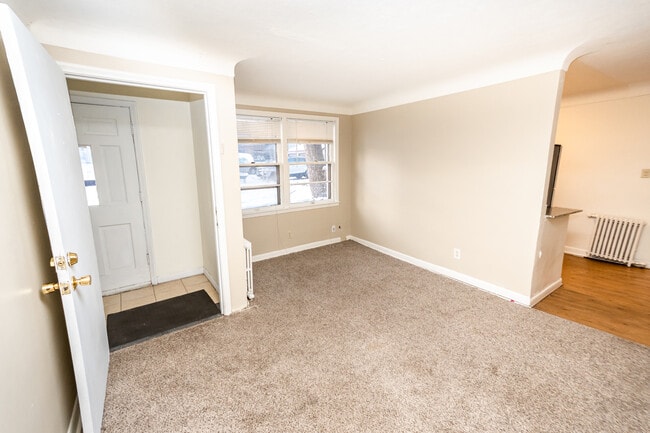 Building Photo - Garfield Apartments