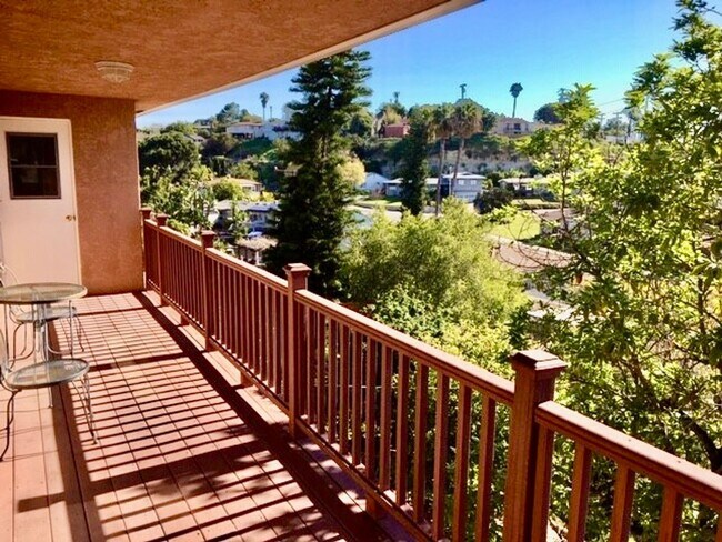 Building Photo - 4 Bedroom 3 bath Home In Rolando Village