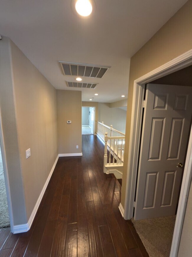 Building Photo - Beautiful home near La Mariposa Elementary School in Camarillo