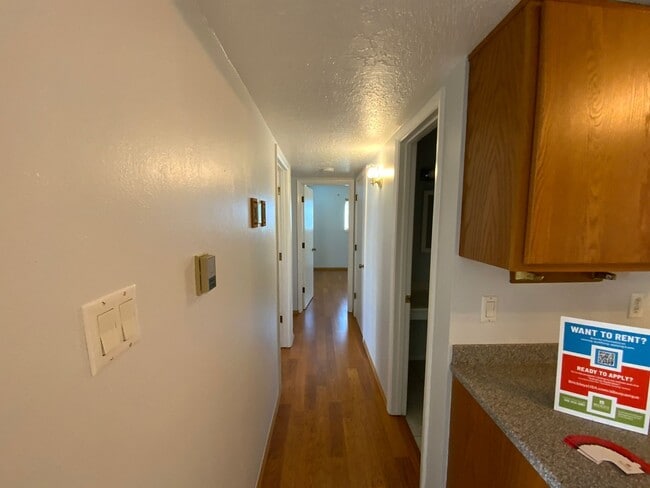 Building Photo - 3 Bedroom Single Story Home Available Near San Pedro Dr NE & McLeod Rd NE!