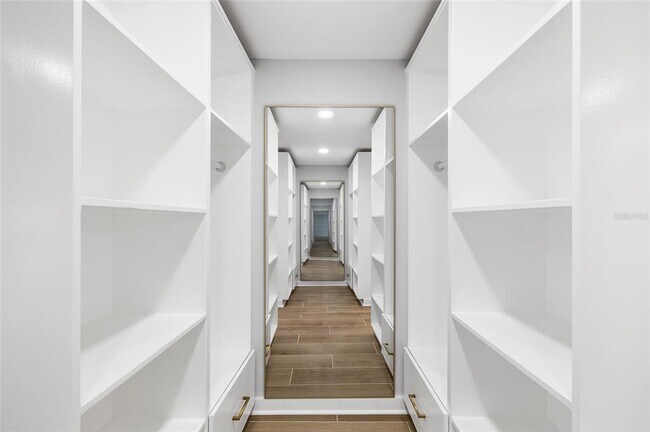 Building Photo - 2306 S San Jose Cir
