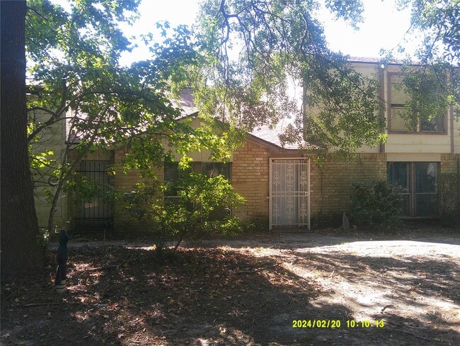 Building Photo - 12219 Wild Pine Dr