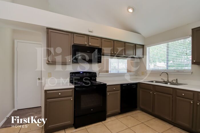 Building Photo - 3919 Algernon Dr